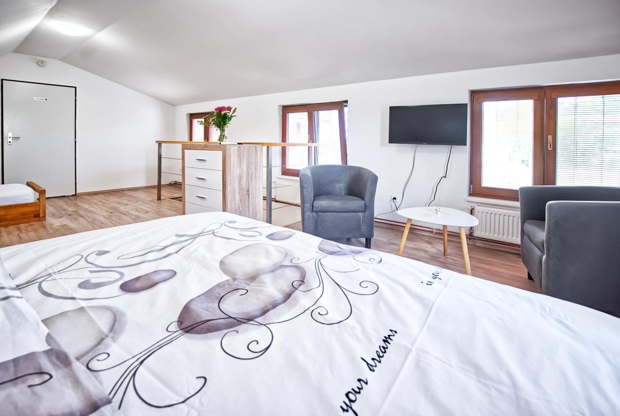 Nice Accommodation In Mikulov Exterior foto